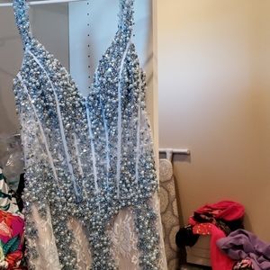 JOVANI - 55251 EMBELLISHED V-NECK SHEATH DRESS